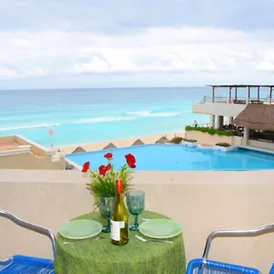  Apartamento Ocean Front Suite, Balcony, Kitchen.